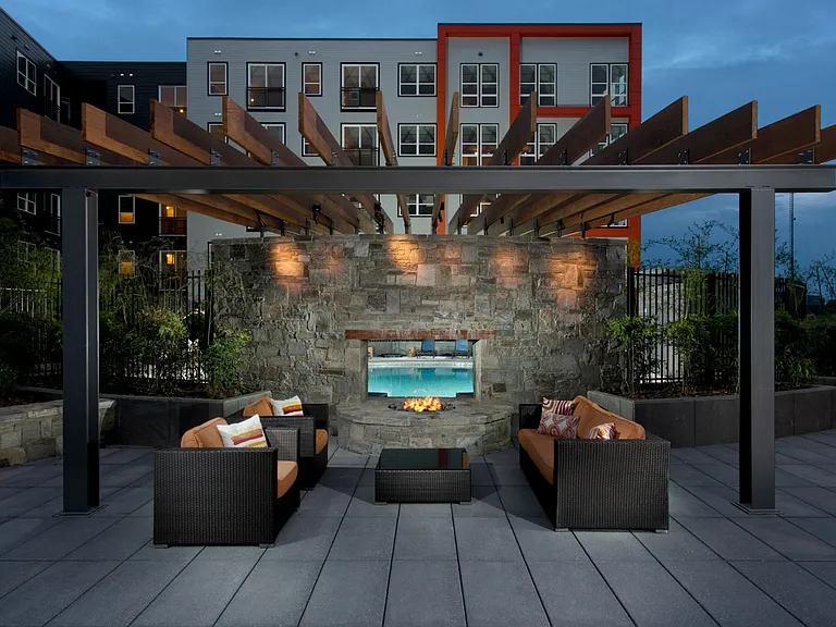 Halstead Square - Lotus & Lofts — Photo 7