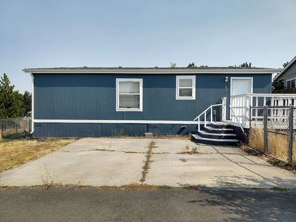 1st image of 255 NW Golden Hills Dr