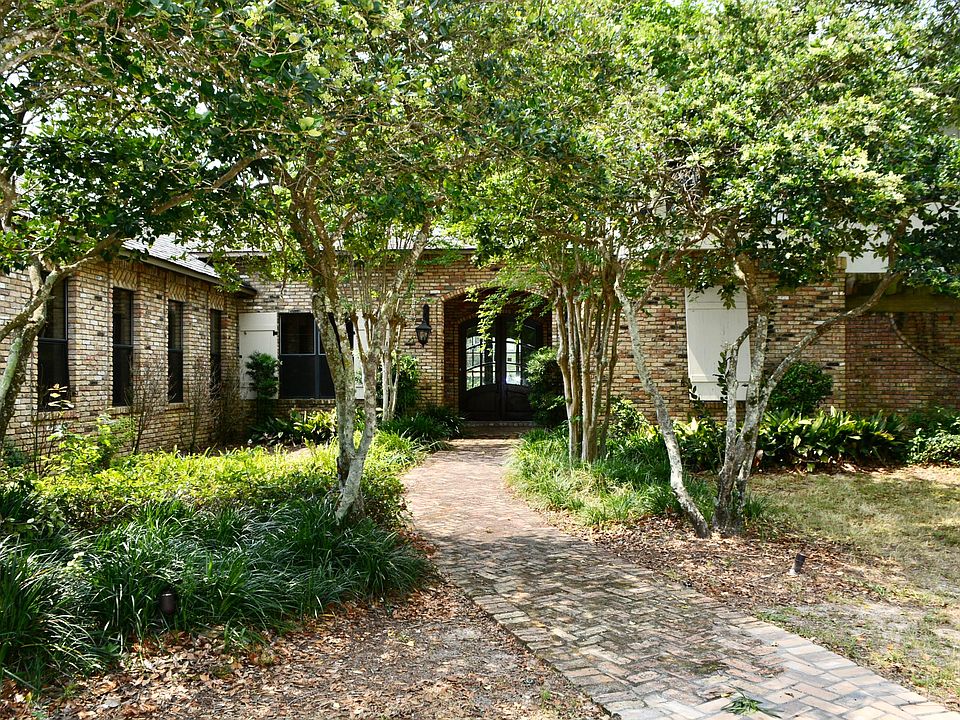 1st image of 701 Bayou Dr