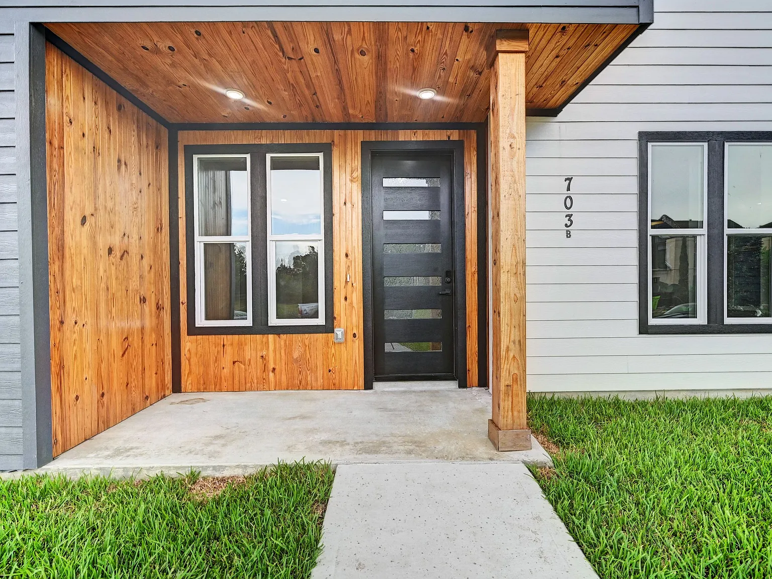 3 bed, 2150 sqft, $2,500 — Photo 3