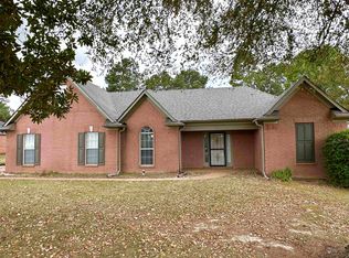 309 S Mount Pleasant Rd, Collierville, TN 38017