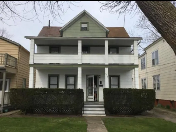 1618 Newman Ave #2, Lakewood, OH 44107