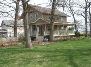 7012 White Oaks Rd, Harvard, IL 60033