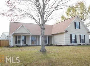 216 Spring Chase Cir, Kathleen, GA 31047