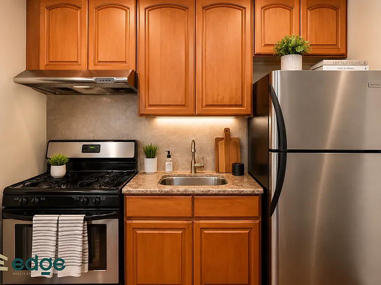 1397 Greene Ave #3B — Photo 4
