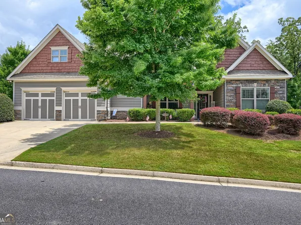 9 Lake Sydney Dr, Dawsonville, GA 30534
