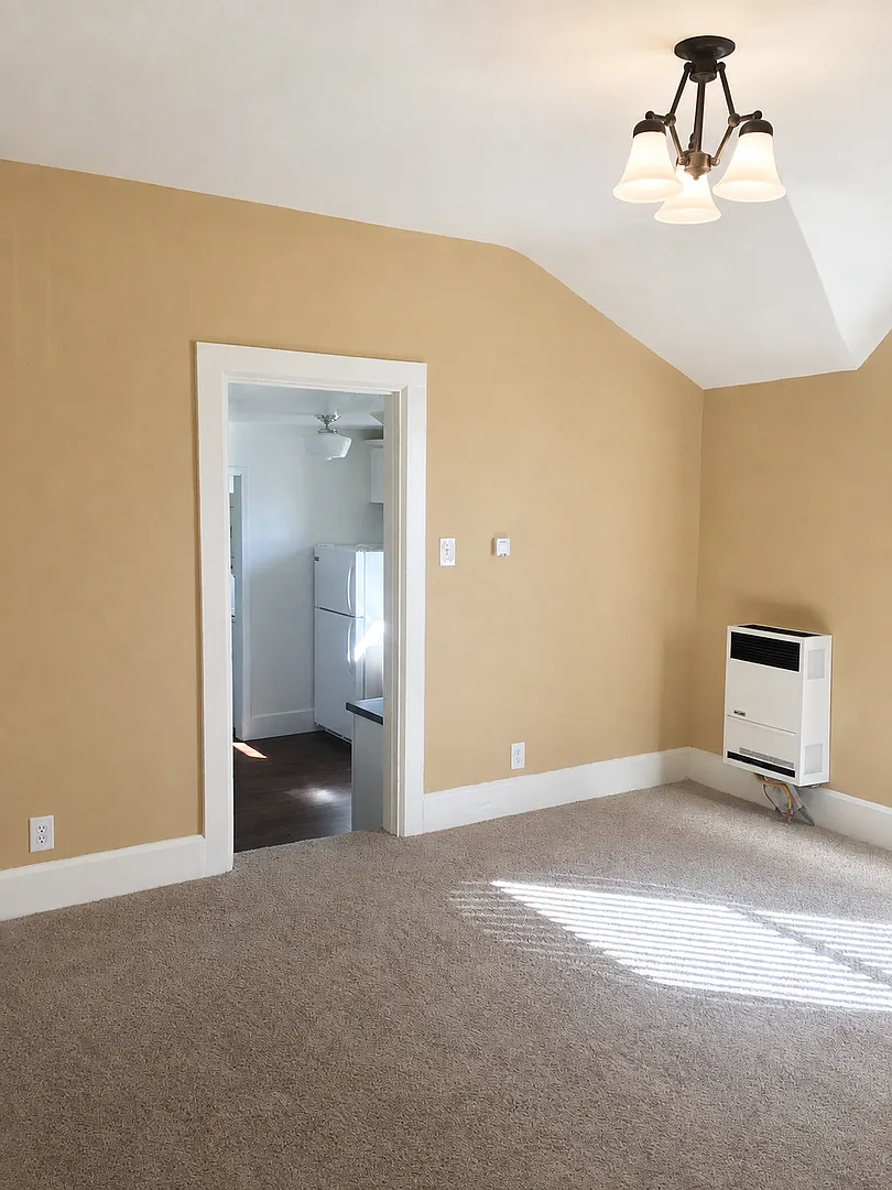 Remodeled Craftsman Style Apartment — Photo 3