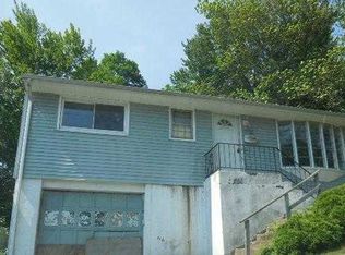 89 Colonial Ave, Waterbury, CT 06704
