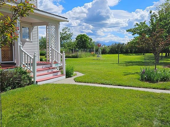 3rd image of 303 1st St E