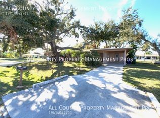 5820 Murdock Ave, Sarasota, FL 34231