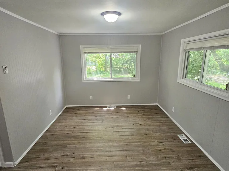 15901 Beaverland St — Photo 18