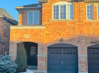 3046 Mission Hill Dr, Mississauga, ON L5M 0C1