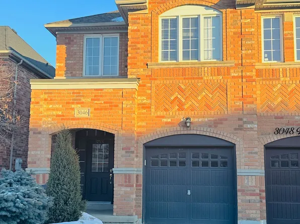 3046 Mission Hill Dr, Mississauga, ON L5M 0C1
