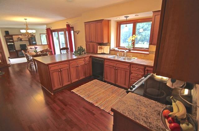 1st image of 1662 Woodstone Dr