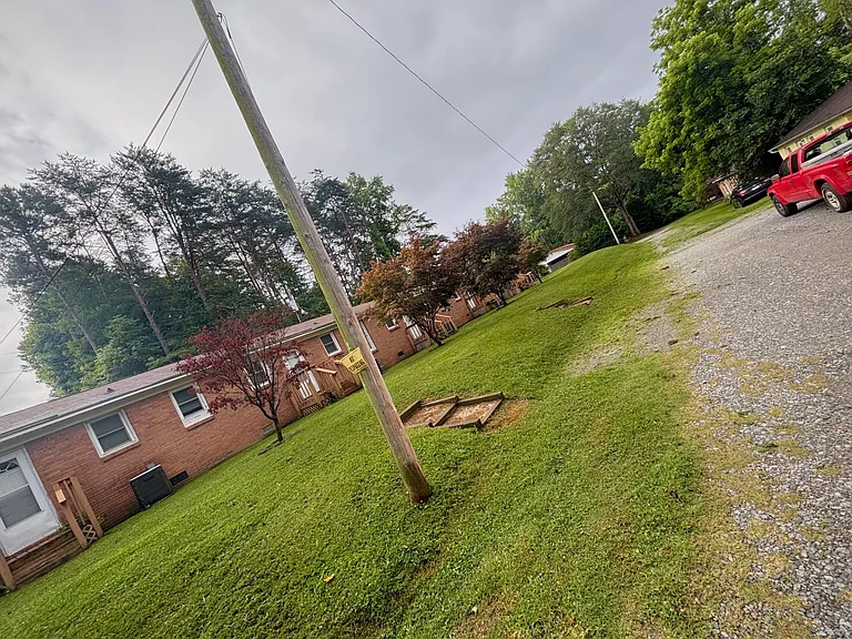 102 Pindal Cir — Photo 3