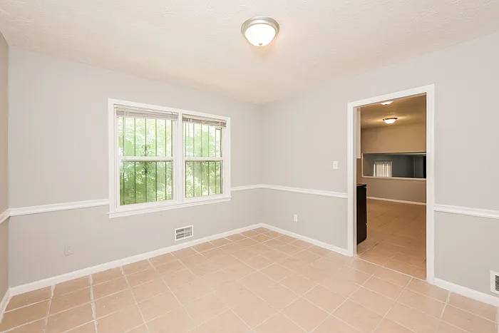 4033 Emerald North Cir — Photo 4