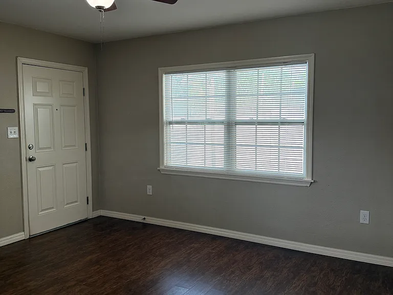 3634 Grant Blvd — Photo 4