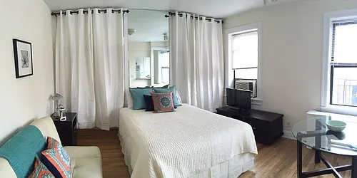 Rented by La Seven Inc.