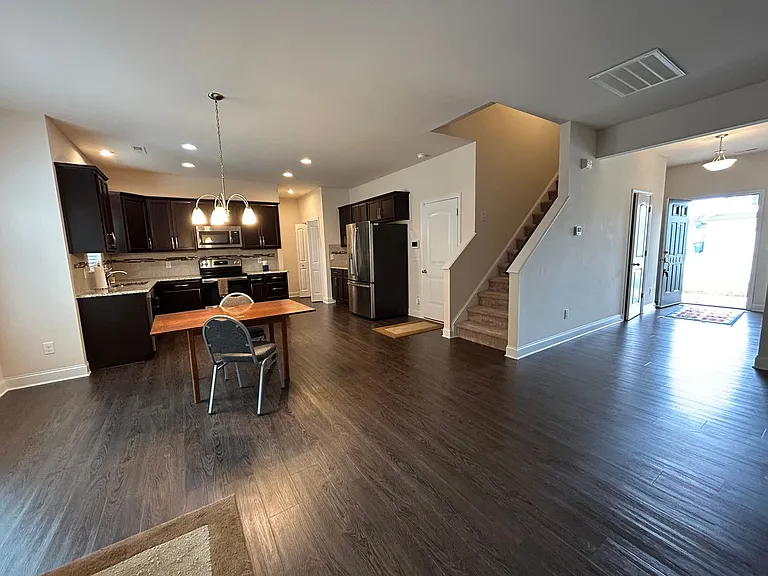 1464 Land Grove Dr — Photo 6