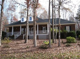 2312 Mill House Ln, Matthews, NC 28104