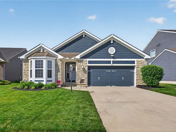 165 Bailey Ln, Springboro, OH 45066