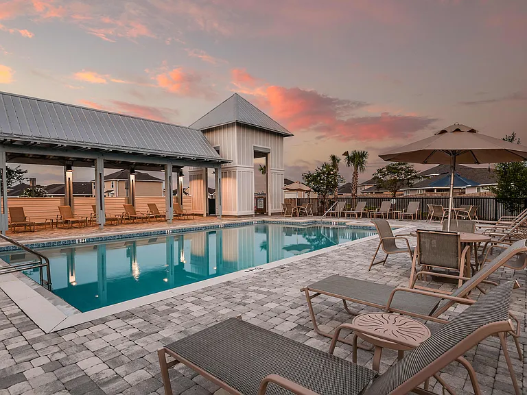 Sunset Village — Photo 2