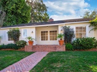 15440 Dickens St, Sherman Oaks, CA 91403