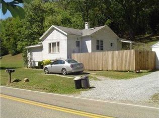 412 Slate Run Rd, Greensburg, PA 15601