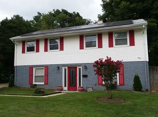121 Pepper Mill Dr, Capitol Heights, MD