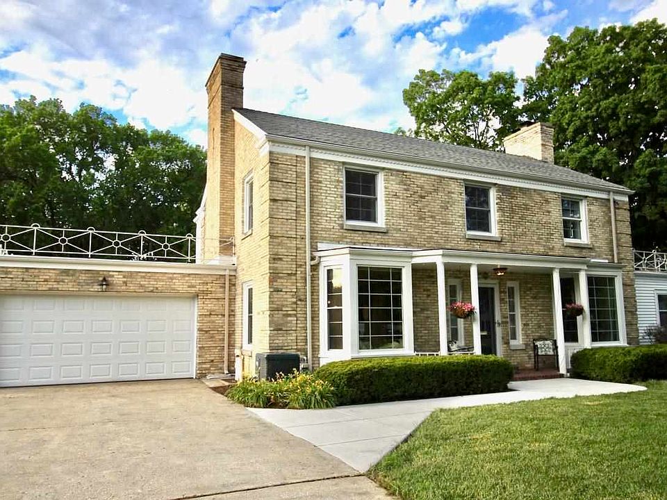 1st image of 1865 Sherwood Dr