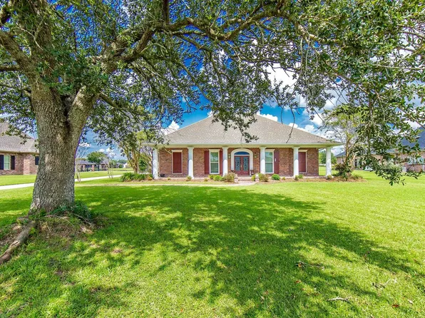216 Joshua Reed Dr, Houma, LA 70360