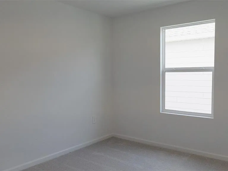6433 Domizio Dr — Photo 22