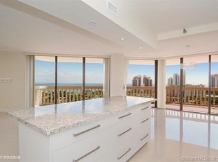 19820 Turnberry Way, Aventura, FL 33180