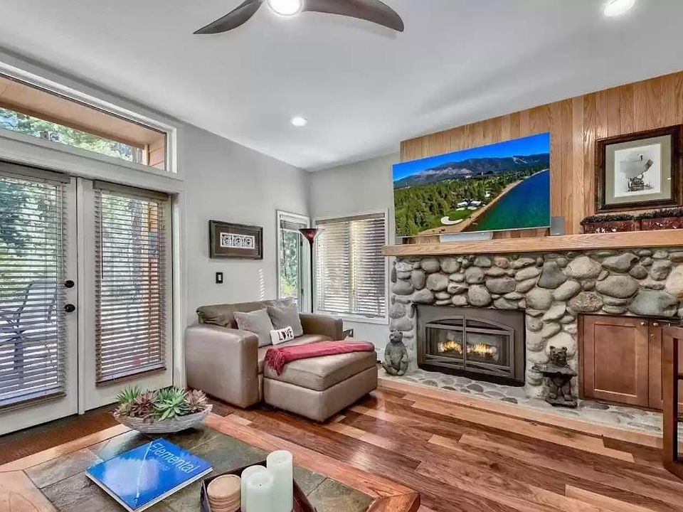 Living Room, Fireplace
