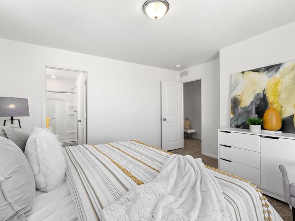 colorado-springs-colorado-447437127 picture