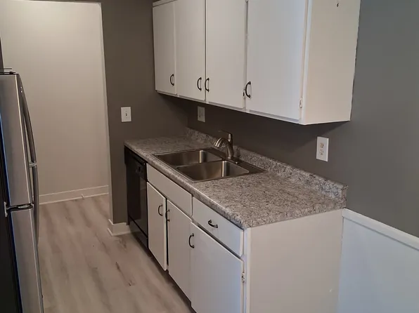 3461 Kent St APT 1207, Shoreview, MN 55126