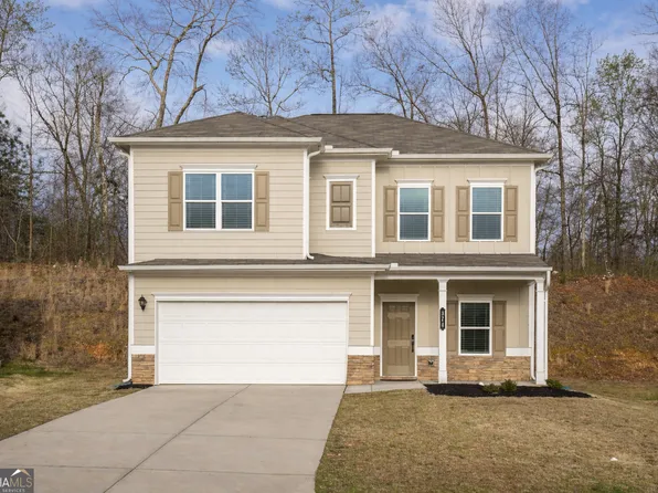 374 Treadstone Dr, Dalton, GA 30720