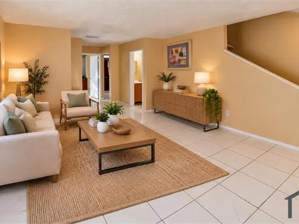 2231 NW 59th Way, Fort Lauderdale, FL 33313