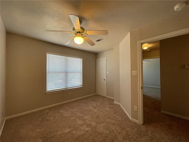 2405 Pintail Loop — Photo 10