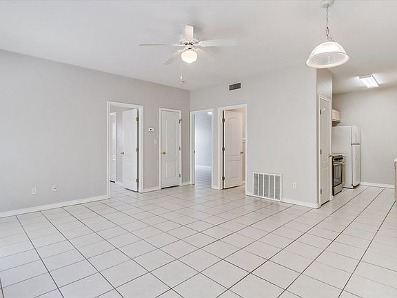 4th image of 13986 Fortuna Bay Dr #B