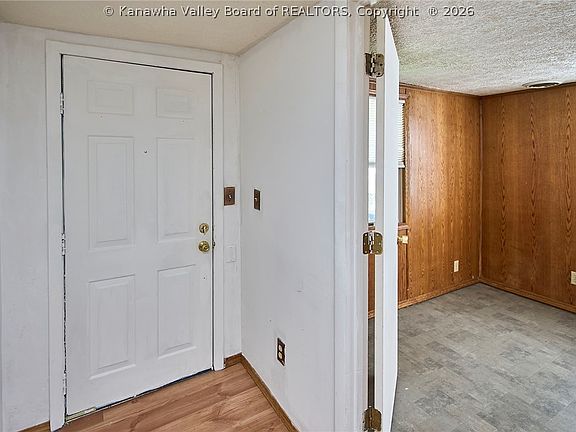 6th image of 248 1st Ave