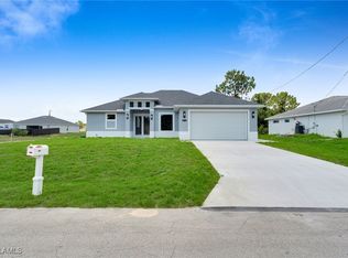 2932 18th St SW, Lehigh Acres, FL 33976