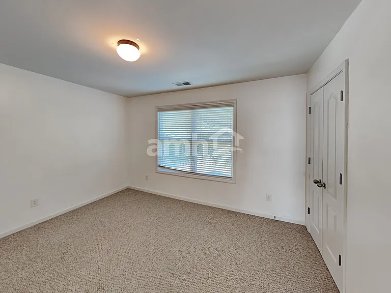 302 Harmony Lake Dr — Photo 20