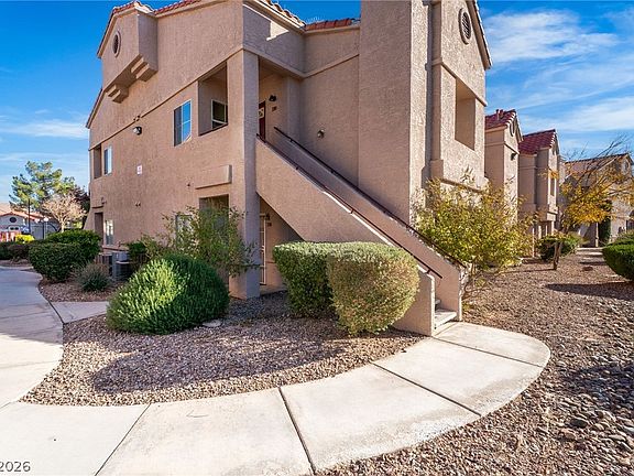 3rd image of 5225 W Reno Ave Unit 210