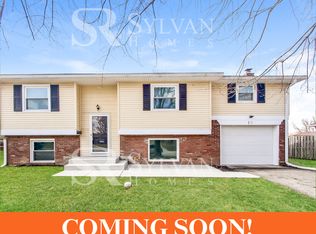 10 Whitewood Ct, Beech Grove, IN 46107