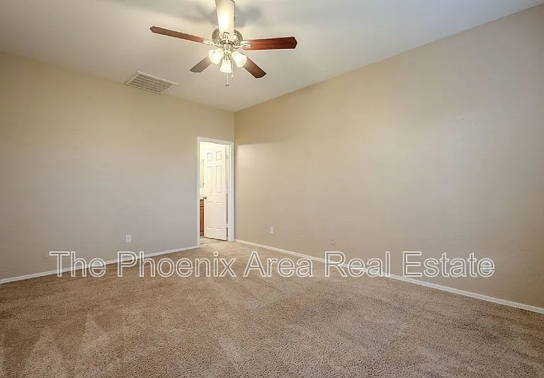29189 N Shannon Dr — Photo 20