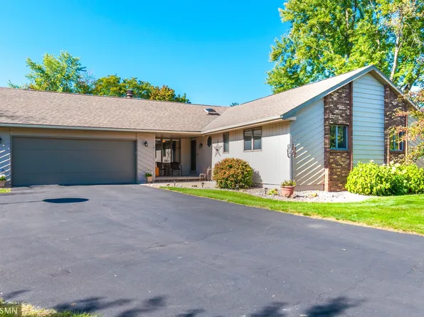 160 Crescent Ave, La Crescent, MN 55947