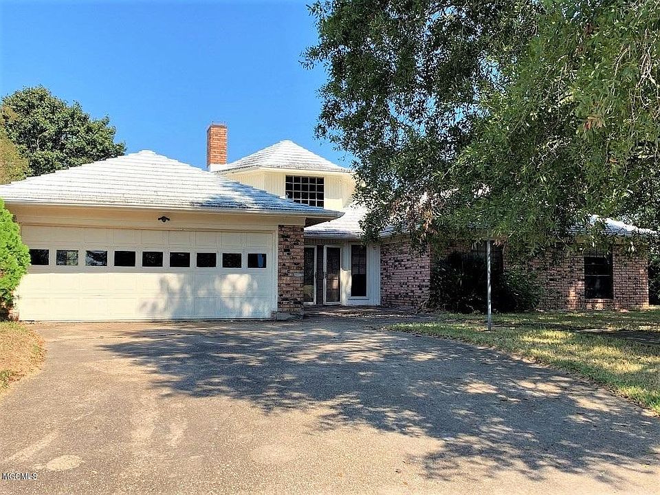 1st image of 123 Reservation Dr