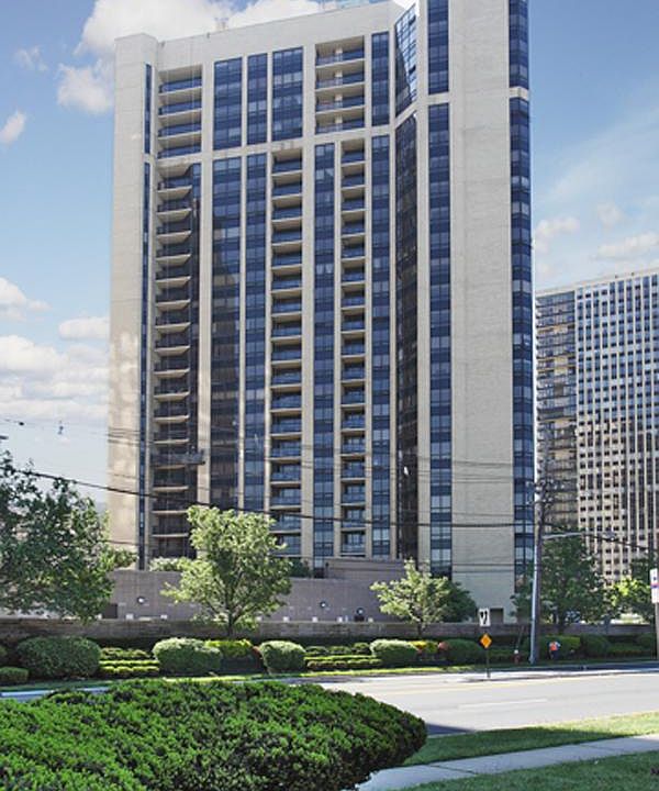 1st image of 800 Palisade Ave