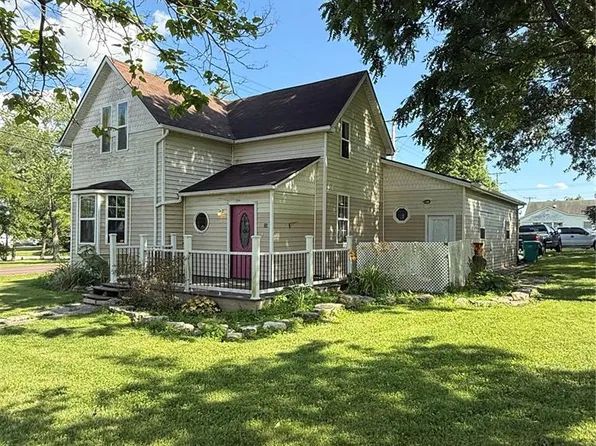 32 E 4th St, Gerald, MO 63037